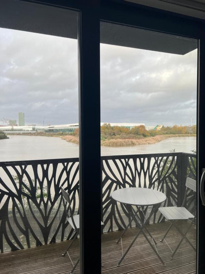 1 Bed Flat Near Canary Wharf, O2 Lejlighed London Eksteriør billede